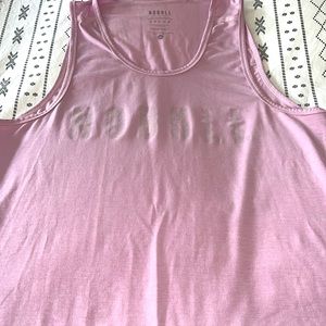 Nobull muscle tank size M